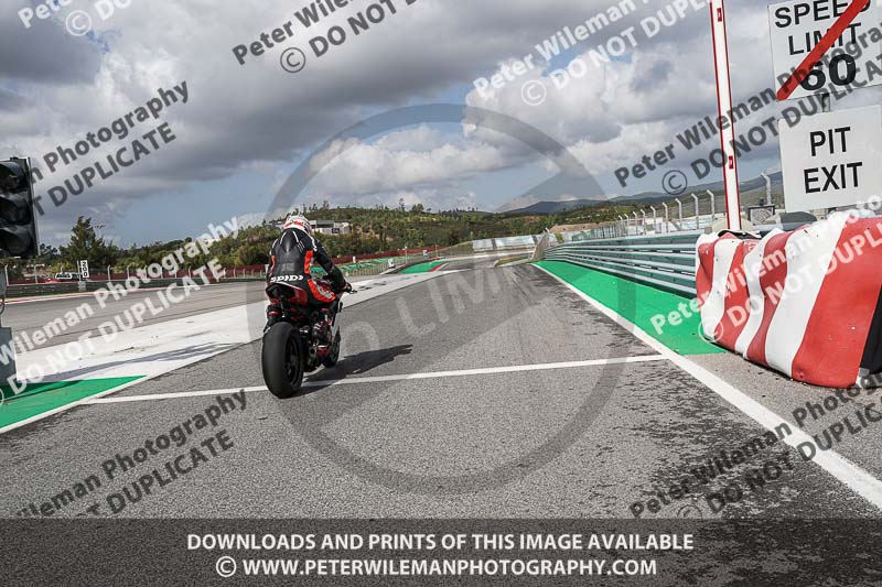 motorbikes;no limits;peter wileman photography;portimao;portugal;trackday digital images